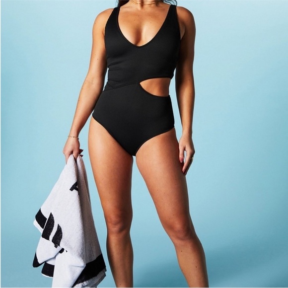 Fabletics Black Asymmetrical swimsuit NWT Medium - Picture 1 of 5